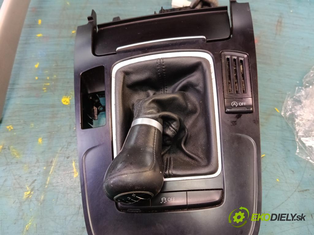 Audi A4 B8 2007-2015 2.0 tdi 120 HP manual 88 kW 1968 cm3 4- kryt plast 8K0959673G