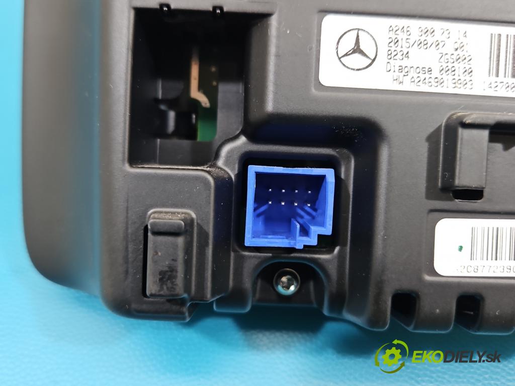 Mercedes CLA C117 X117 2013-2019 1.5 CDI 109 HP automatic 80 kW 1461 cm3 4- Zobrazit: A2469007314 (Prístrojová doska)