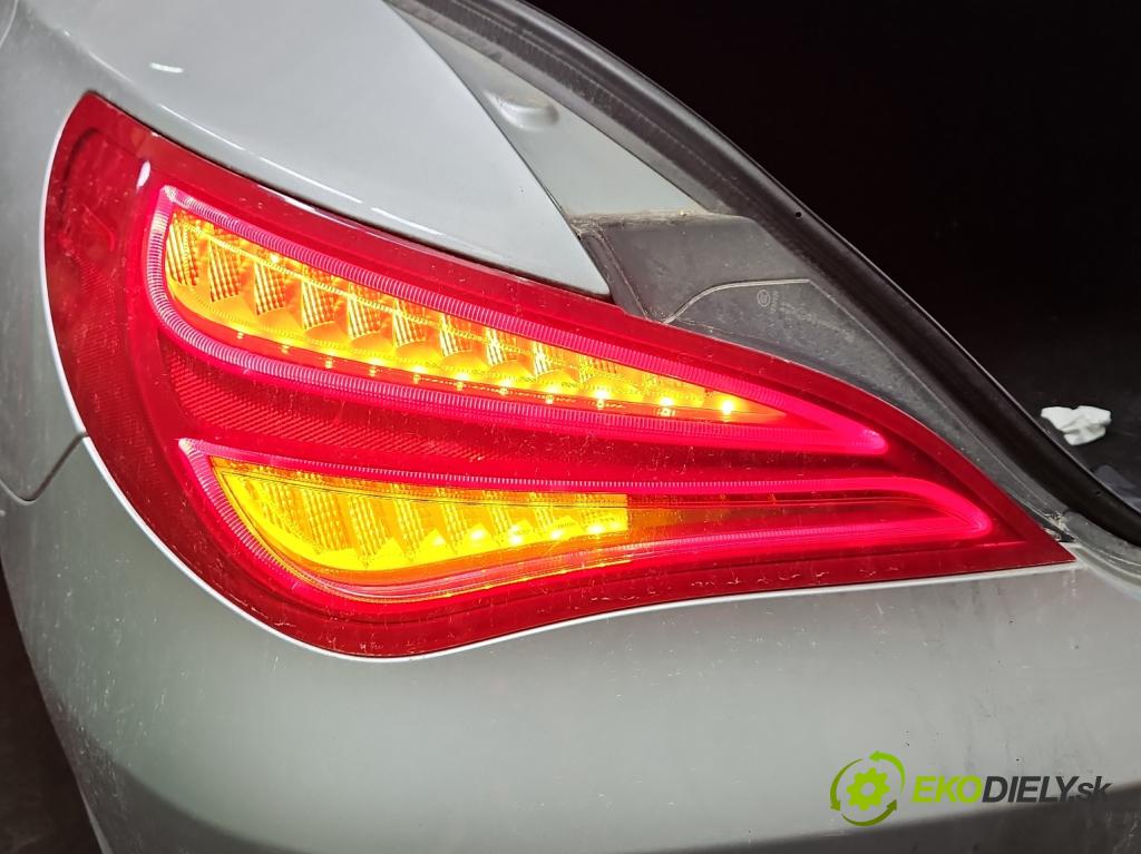 Mercedes CLA C117 X117 2013-2019 1.5 CDI 109 HP automatic 80 kW 1461 cm3 4- svetlo / reflektor zadné ľavé blatník A1179060301
