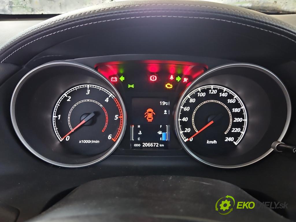 Mitsubishi Outlander II 2006-2013 2.3 DI-D 177 hp manual 130 kW 2268 cm3 5- Přístrojová deska MM0053-121 (Přístrojová deska)