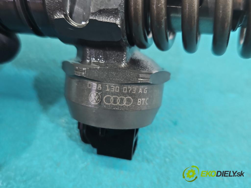 Vw Golf V 2003-2009 1.9 tdi 105 HP manual 77 kW 1896 cm3 5- vstrekovacie čerpadlo 0414720215 (Vstrekovač paliva)