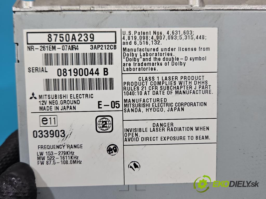 Mitsubishi Outlander II 2006-2013 2.2 DI-D 177 hp manual 130 kW 2268 cm3 5- Radio továrna: 8750A239