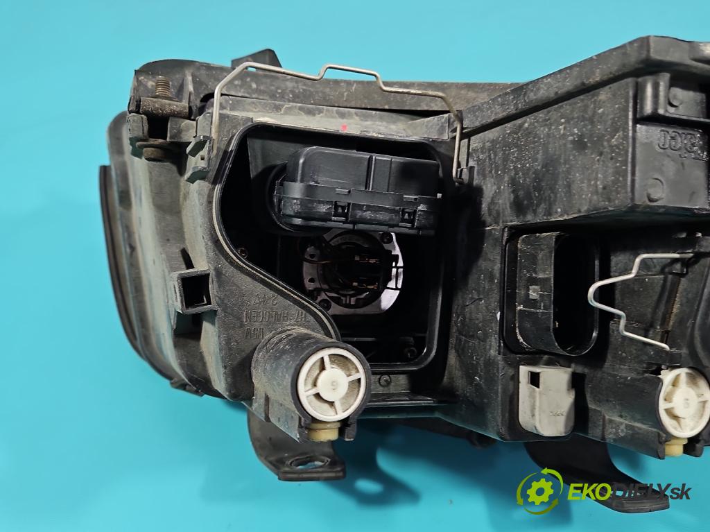 Audi A4 B6 2000-2004 2.0 FSI 150 HP manual 110 kW 1984 cm3 4- Reflektor: ľavý 8E0941003F (Kľučka dverí ostatné)