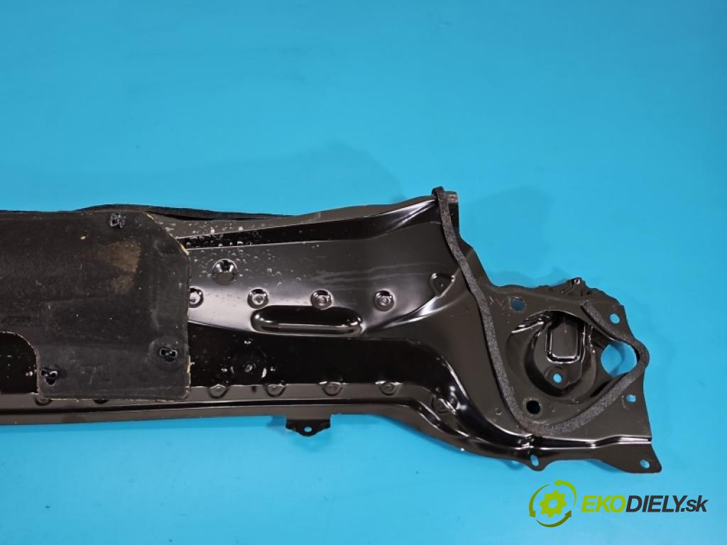 Toyota Corolla E21 2019- 1.8 16V 98 hp automatic 72 kW 1798 cm3 4- torpédo  (Plast pod čelním sklem)