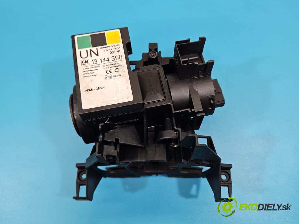 Opel Corsa C 2000-2006 1.2 16V 80 HP manual 59 kW 1229 cm3 3- riadiaca jednotka motora 0261208253