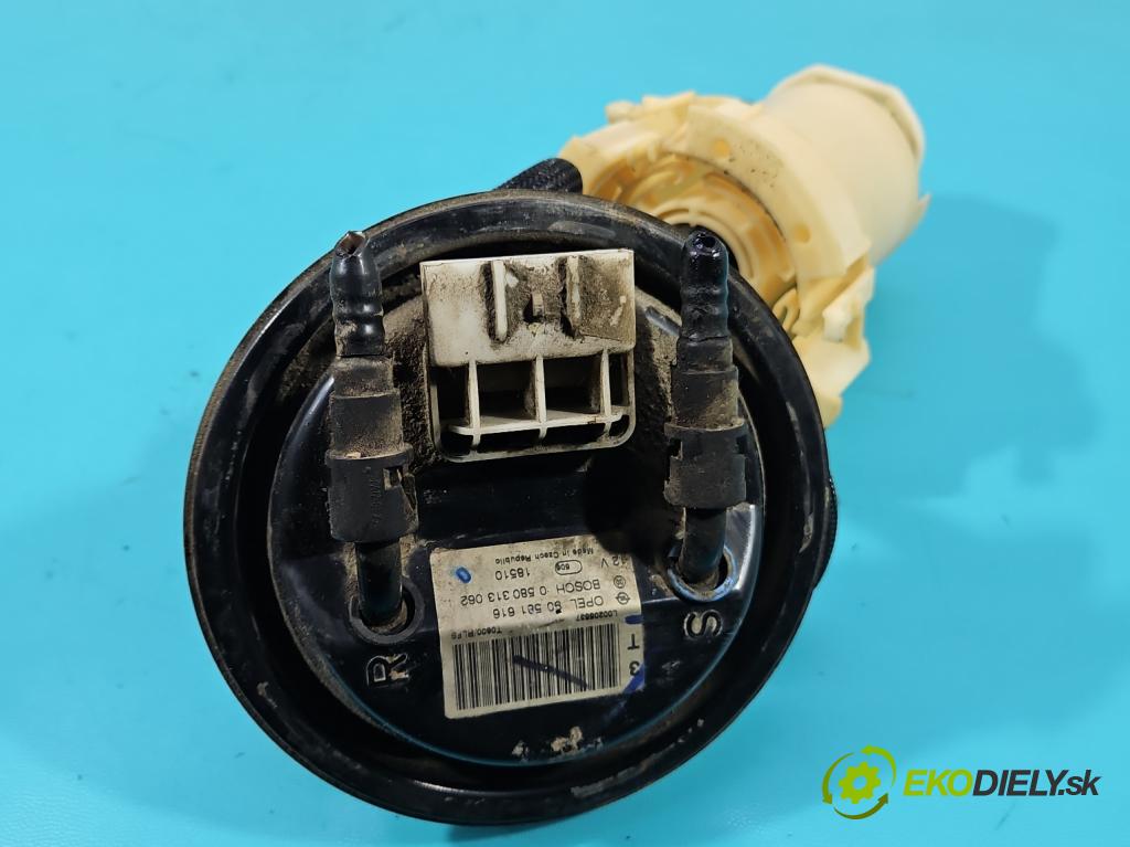 Opel Corsa C 2000-2006 1.2 16V 80 hp manual 59 kW 1229 cm3 3- čerpadlo paliva 90581616