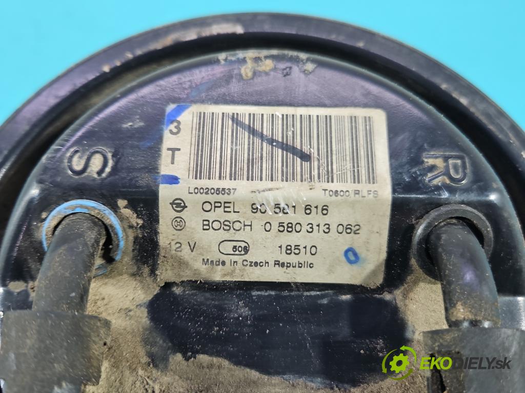 Opel Corsa C 2000-2006 1.2 16V 80 hp manual 59 kW 1229 cm3 3- čerpadlo paliva 90581616