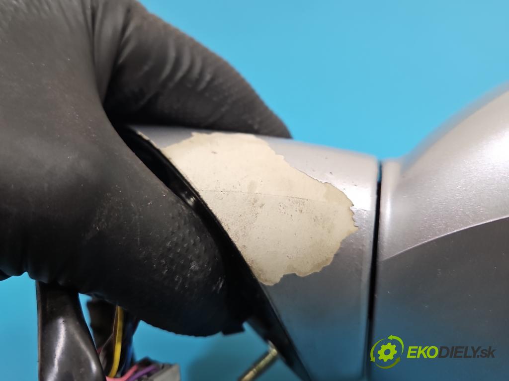 Honda Jazz II 2002-2008 1.3 16V 83 hp manual 61 kW 1339 cm3 5- zpětné zrcátko pravé  (Klika dveří ostatní)
