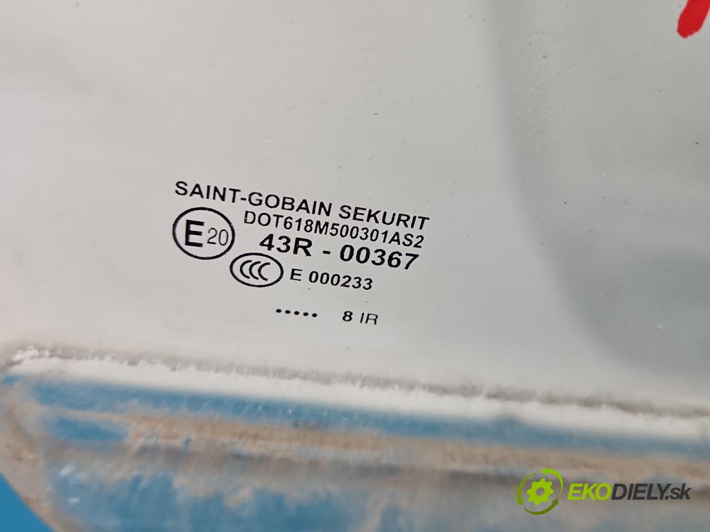 Porsche Cayenne I 2002-2010 4.8 V8 automatic 283 kW 4806 cm3 5- sklo dvere predné pravé