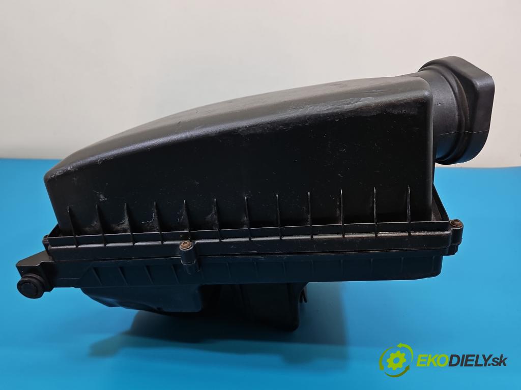 Volvo XC60 I 2008-2017 2.4d 163 hp automatic 120 kW 2400 cm3 5- obal filtra vzduchu 30792196 (Kryt vzduchového filtru)