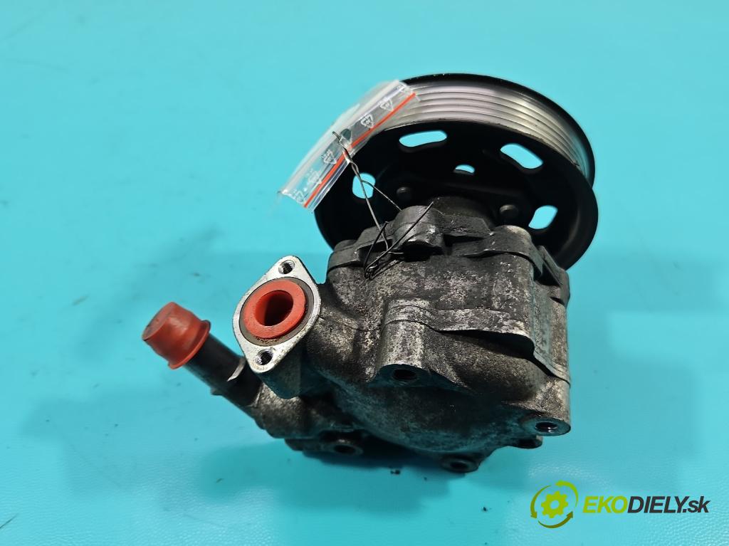 Audi A4 B8 2007-2015 2.0 tdi 120 HP manual 88 kW 1968 cm3 4- čerpadlo posilovač 8K0145154H (Servočerpadlo)