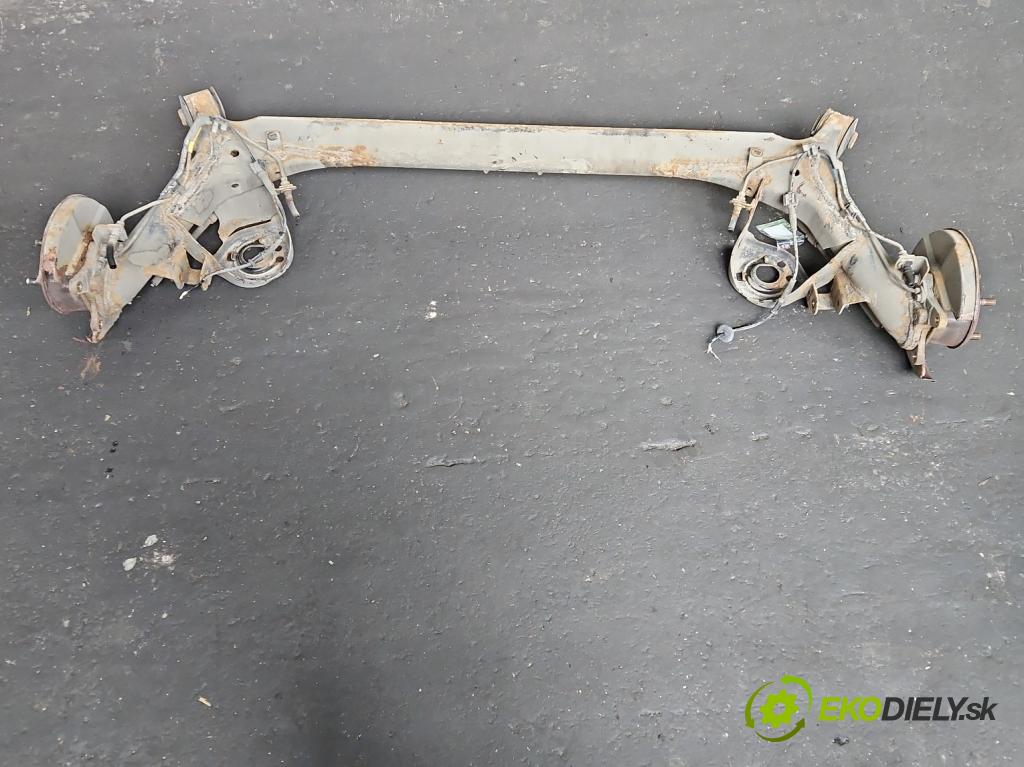 Honda Jazz II 2002-2008 1.3 16V 83 hp manual 61 kW 1339 cm3 5- zadní výztuha  (Zadní výztuha)