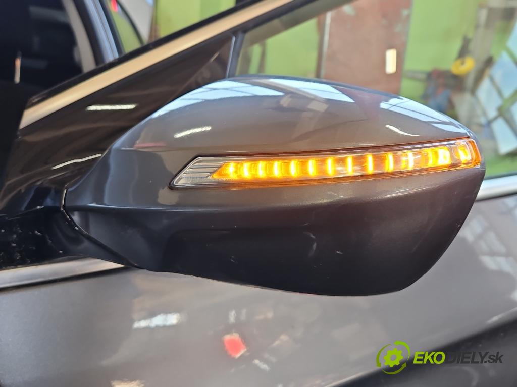 Hyundai I40 1.7 CRDI 116 HP manual 85 kW 1685 cm3 5- zrkadlo ľavé  (Kľučka dverí ostatné)