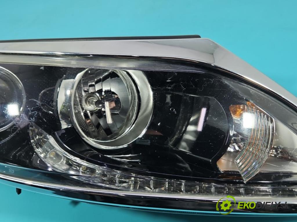 Kia Sportage III 2010-2015 2.0 16V 163 HP manual 120 kW 1998 cm3 5- Reflektor: pravý 92102-3WXXX (Svetlo predné pravé)