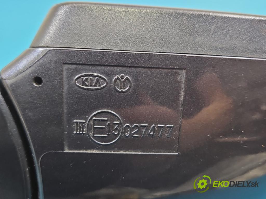 Kia Sportage III 2010-2015 2.0 16V 163 HP manual 120 kW 1998 cm3 5- zrkadlo pravé  (Kľučka dverí ostatné)