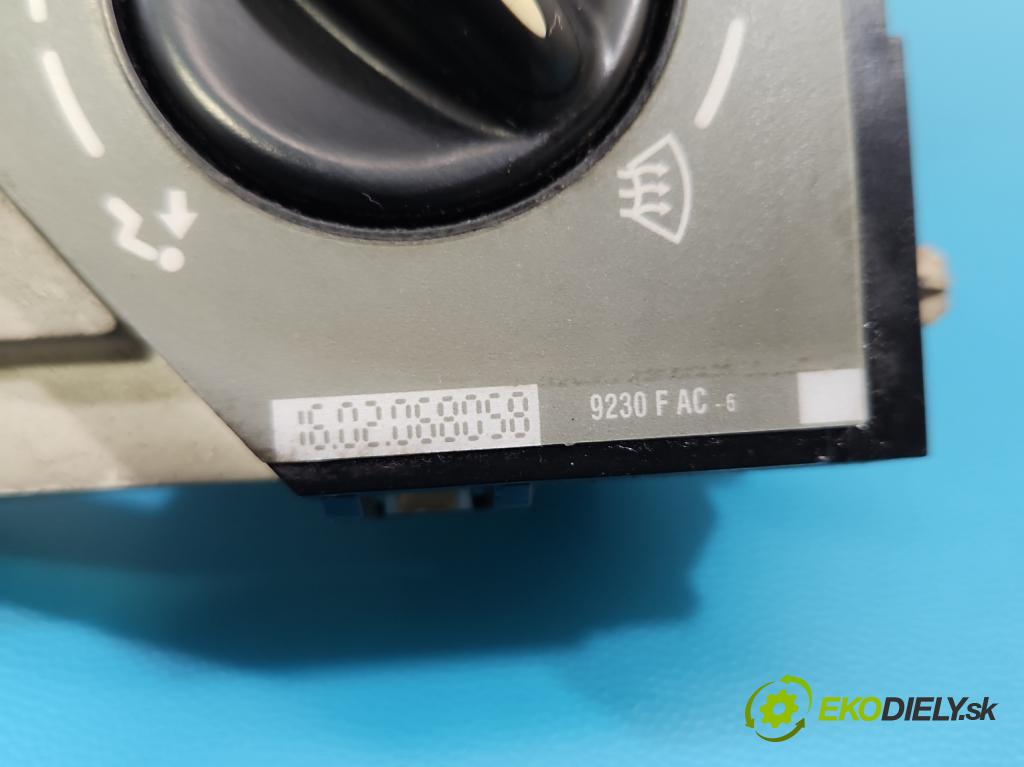 Opel Vivaro 2001-2014 1.9 cdti 101 HP manual 74 kW 1870 cm3 5- panel kúrenia W964384Z
