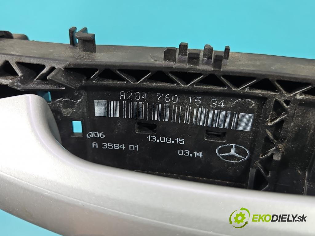 Mercedes CLA C117 X117 2013-2019 1.5 CDI 109 HP automatic 80 kW 1461 cm3 4- rukoväť predné ľavé mimo: A2047601534 (Kľučka dverí vonkajšia predná ľavá)