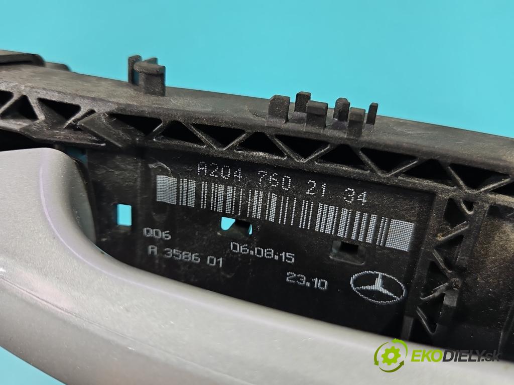Mercedes CLA C117 X117 2013-2019 1.5 CDI 109 HP automatic 80 kW 1461 cm3 4- rukoväť zadné ľavé mimo: A2047602134 (Kľučka dverí ostatné)