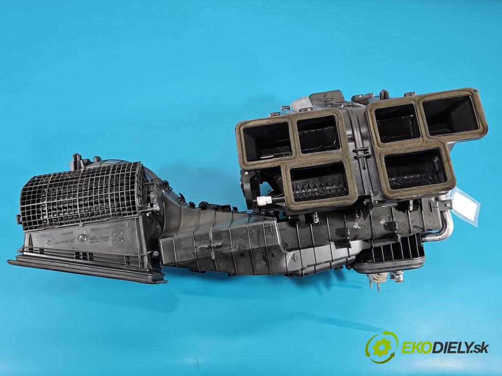 Mercedes CLA C117 X117 2013-2019 1.5 CDI 109 HP automatic 80 kW 1461 cm3 4- radiator A2468304901 (Radiátor kúrenia)