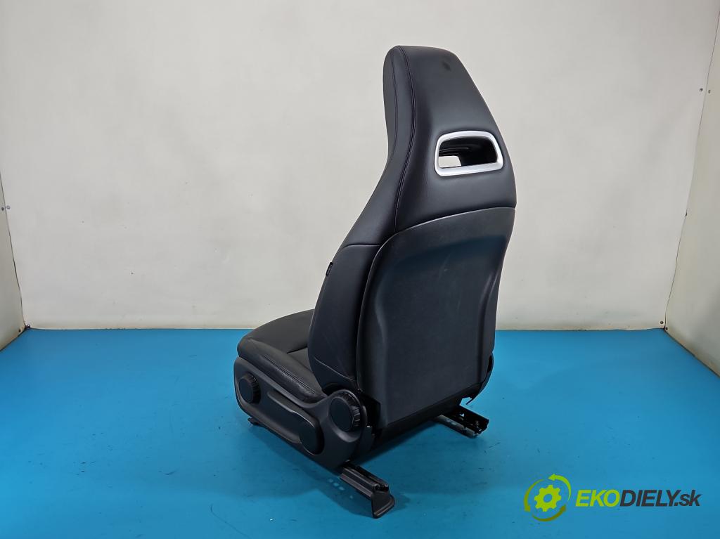 Mercedes CLA C117 X117 2013-2019 1.5 CDI 109 HP automatic 80 kW 1461 cm3 4- Sedačka ľavý  (Sedadlo)