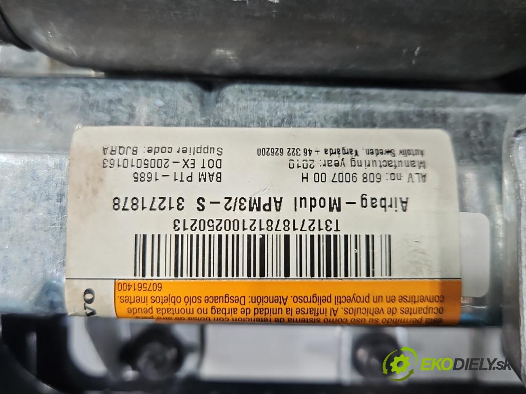 Volvo XC60 I 2008-2017 2.4d 163 HP automatic 120 kW 2400 cm3 5- kokpit,pristrojová doska rozdeľovacia