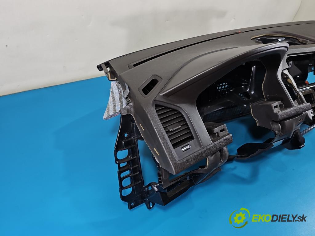 Volvo XC60 I 2008-2017 2.4d 163 HP automatic 120 kW 2400 cm3 5- kokpit,pristrojová doska rozdeľovacia