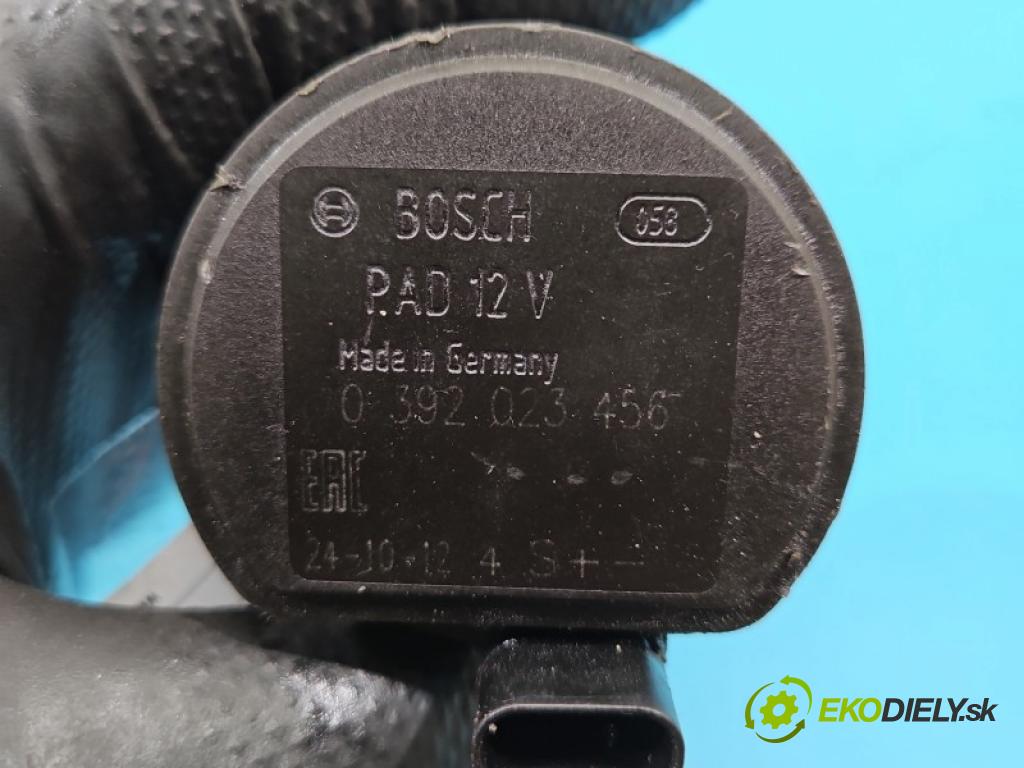 Skoda Octavia III 2013- 1.6 tdi DGT 116 hp manual 85 kW 1598 cm3 5- čerpadlo oběh: vody 0392023456