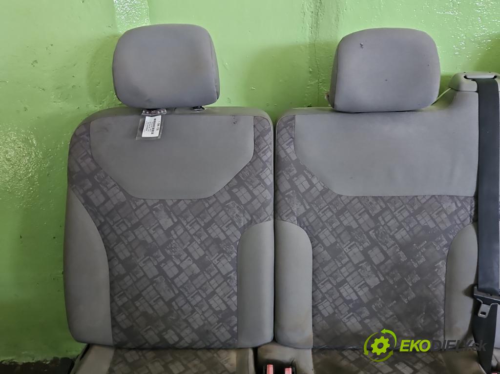 Opel Vivaro 2001-2014 1.9 cdti 101 HP manual 74 kW 1870 cm3 5- Sedačka zadné ľavý II