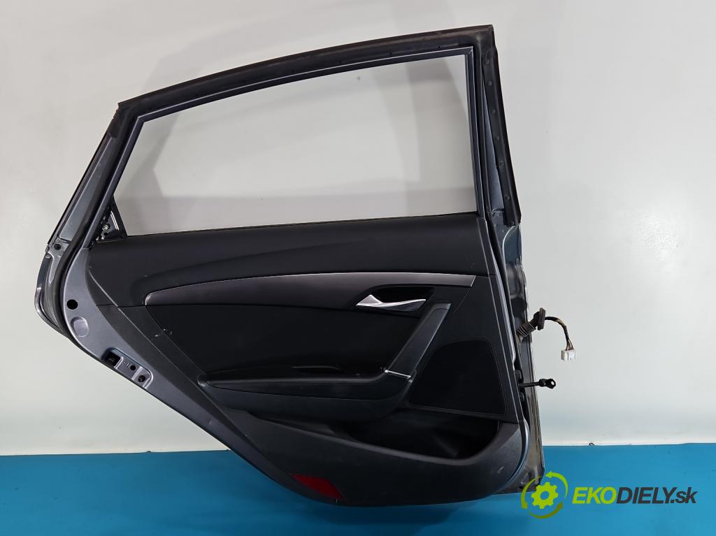 Hyundai I40 1.7 CRDI 116 hp manual 85 kW 1685 cm3 5- dveře zadní levé  (Klika dveří ostatní)