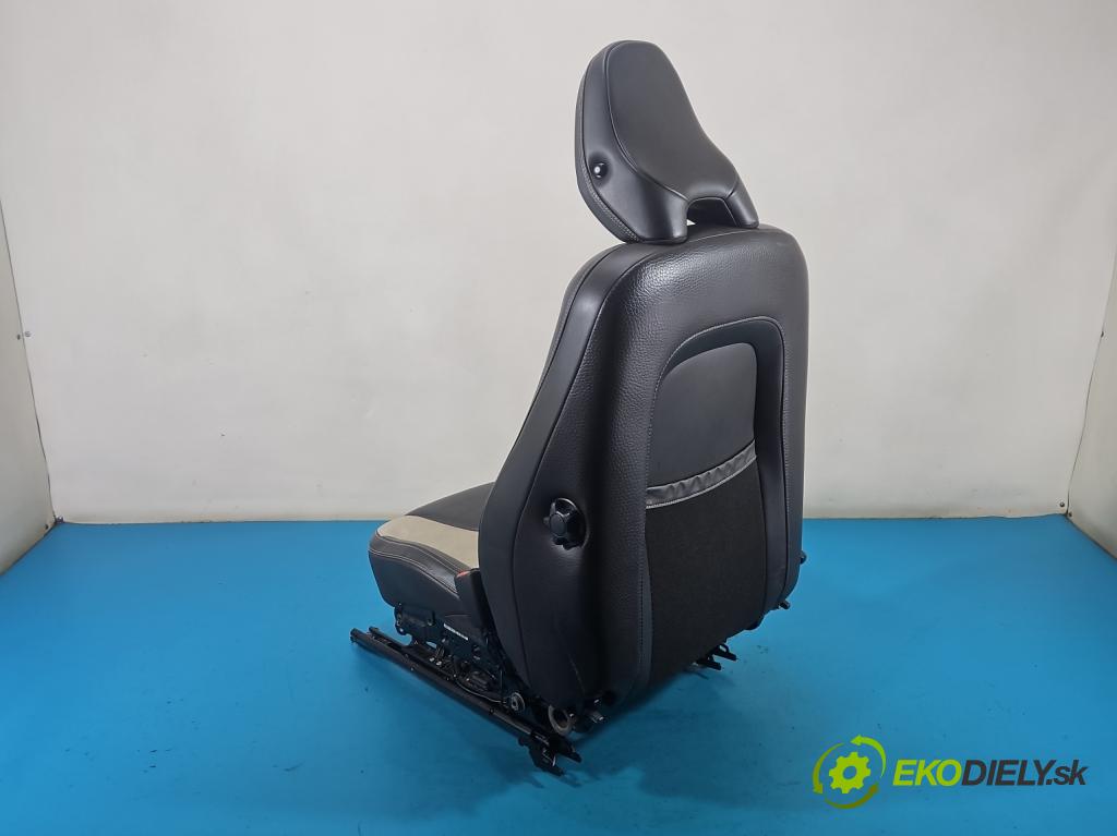 Volvo XC60 I 2008-2017 2.4d 163 HP automatic 120 kW 2400 cm3 5- sedačke: komplet