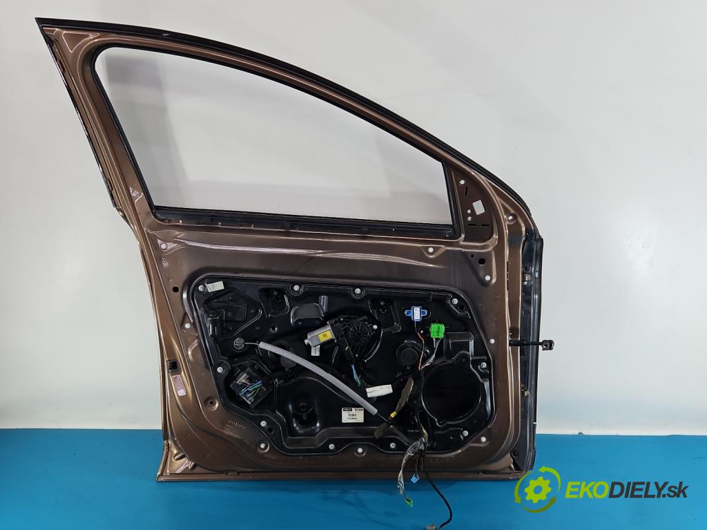 Volvo XC60 I 2008-2017 2.4d 163 HP automatic 120 kW 2400 cm3 5- dvere predné ľavé  (Kľučka dverí ostatné)