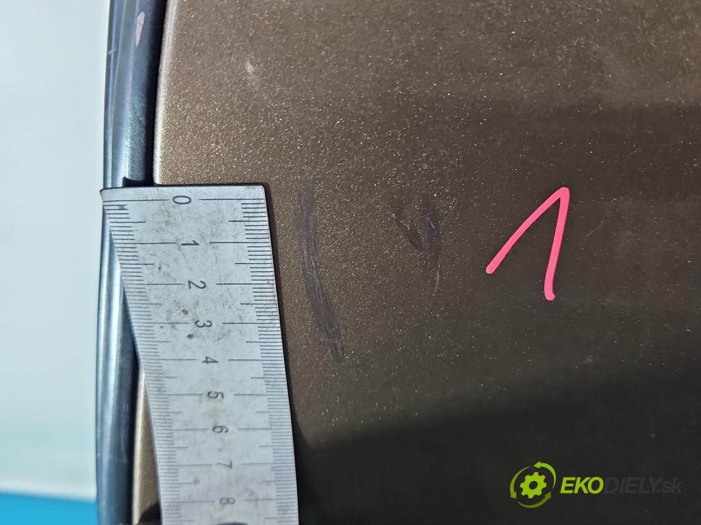 Volvo XC60 I 2008-2017 2.4d 163 hp automatic 120 kW 2400 cm3 5- dveře zadní levé  (Klika dveří ostatní)