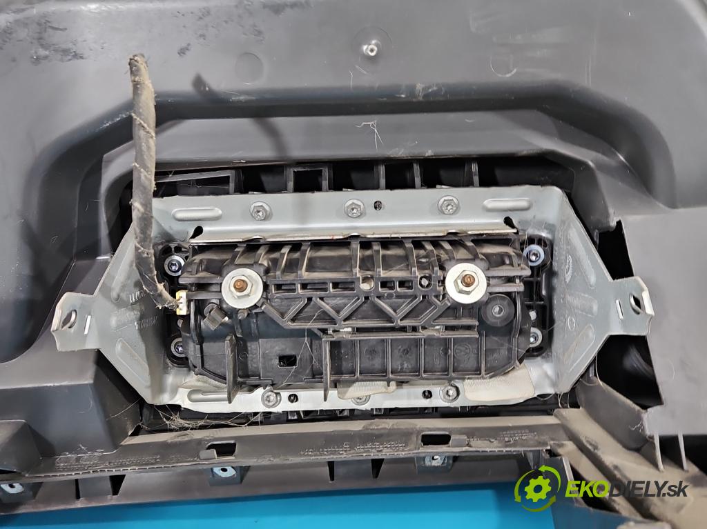Vw Caddy III 2K 2003-2020 1.6 tdi 75 HP manual 55 kW 1598 cm3 5- kokpit,pristrojová doska rozdeľovacia