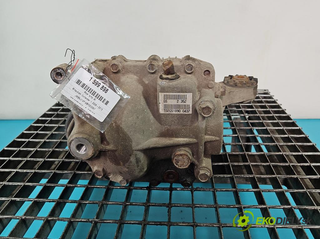 Mitsubishi Outlander II 2006-2013 2.2 DI-D 177 HP manual 130 kW 2268 cm3 5- Most: zadní: