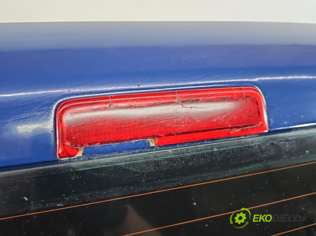 Vw Caddy III 2K 2003-2020 1.6 tdi 75 HP manual 55 kW 1598 cm3 5- zadna kufor  (Kapota zadná (kufor))