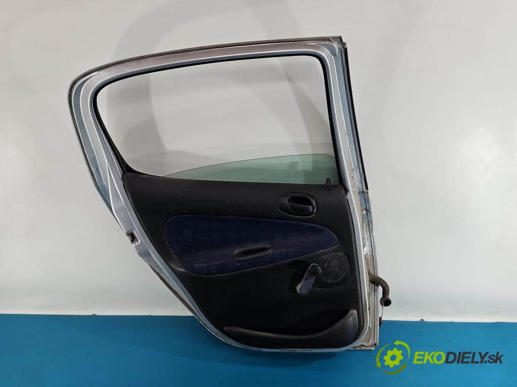 Peugeot 206 1.1 8V 60 HP manual 44 kW 1124 cm3 5- dvere zadné ľavé  (Kľučka dverí ostatné)
