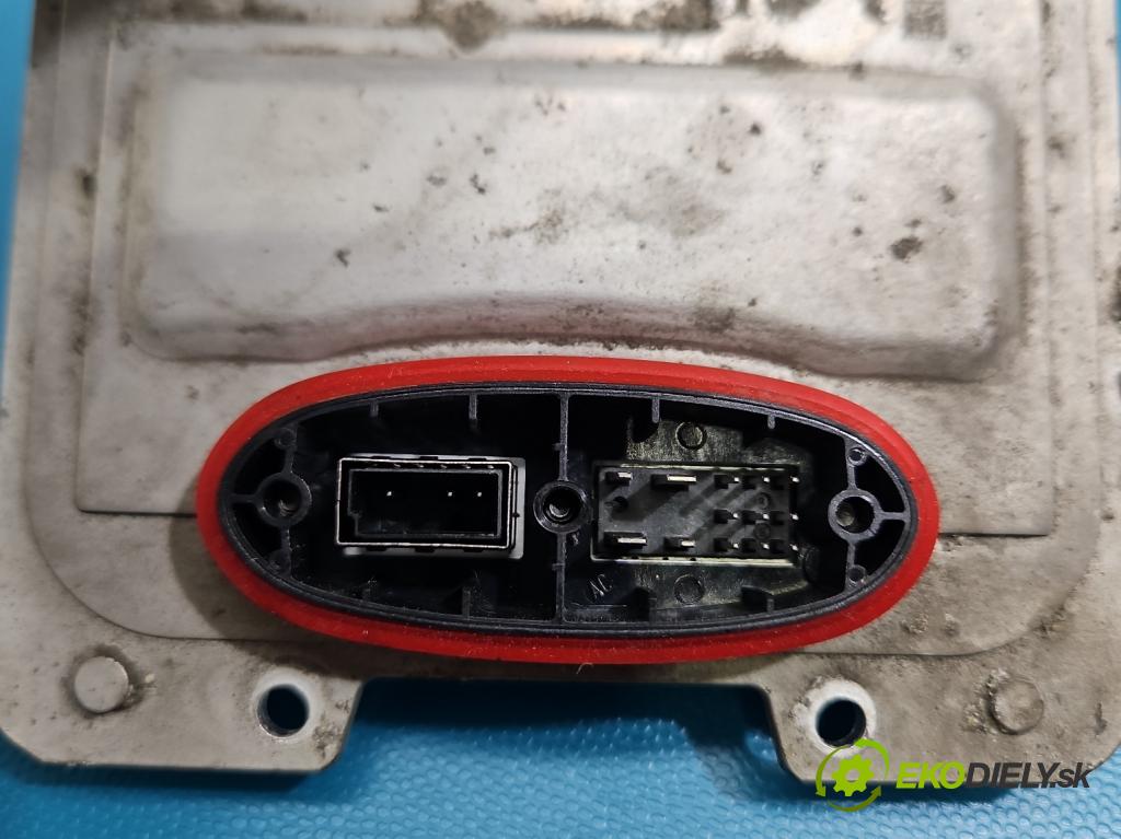Porsche Cayenne I 2002-2010 4.8 V8 automatic 283 kW 4806 cm3 5- střídač: xenon 95563119402 (Riadiaca jednotka xenónu)