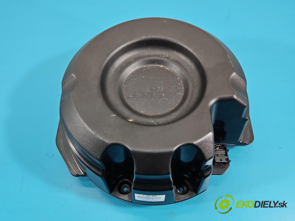 Porsche Cayenne I 2002-2010 4.8 V8 automatic 283 kW 4806 cm3 5- Subwoofer: 7L5035403 (Audio zariadenie)
