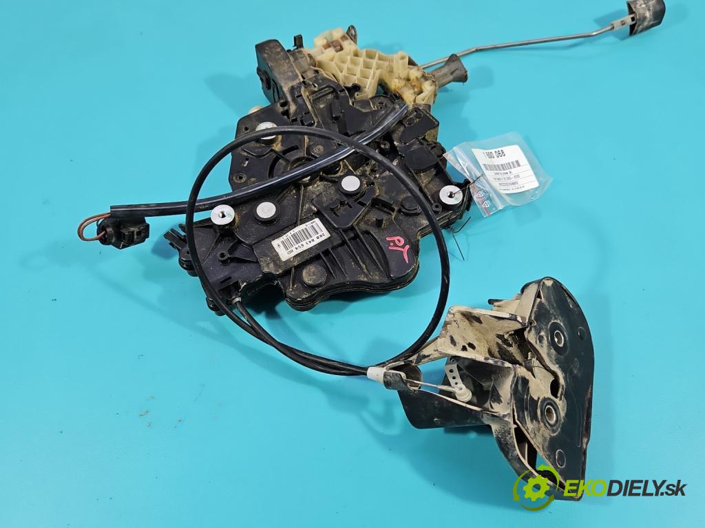 Vw Caddy III 2K 2003-2020 1.6 tdi 75 HP manual 55 kW 1598 cm3 5- zámok zadné pravý 2K0843654BD