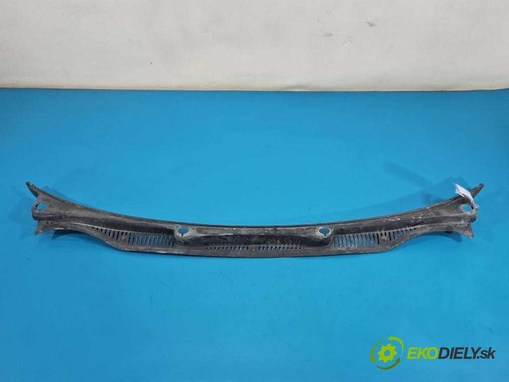 Vw Caddy III 2K 2003-2020 1.6 tdi 75 hp manual 55 kW 1598 cm3 5- torpédo 2K0819403 (Plast pod čelním sklem)
