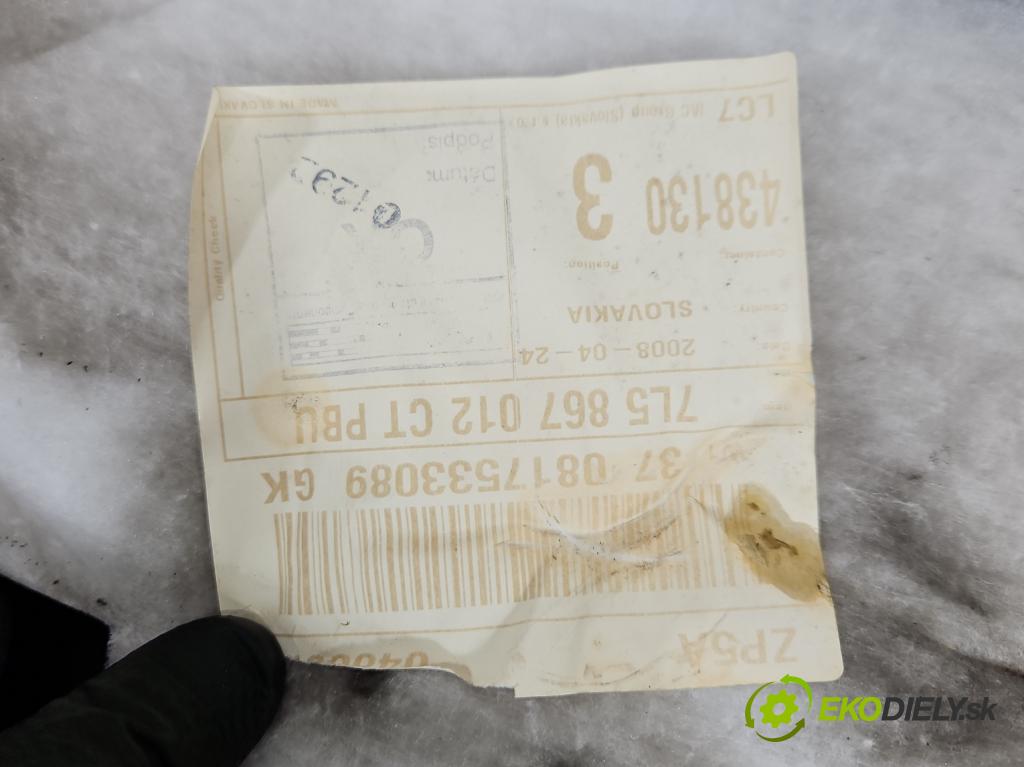 Porsche Cayenne I 2002-2010 4.8 V8 automatic 283 kW 4806 cm3 5- sedačke: komplet