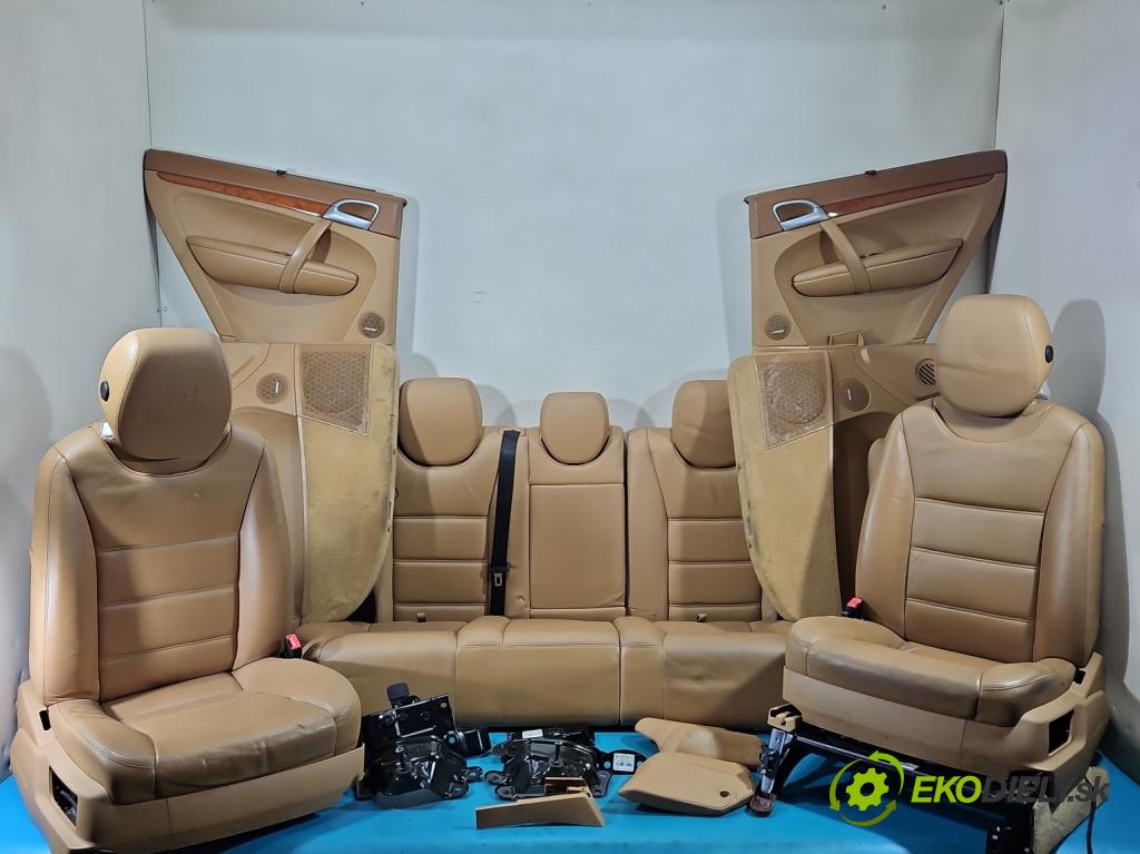 Porsche Cayenne I 2002-2010 4.8 V8 automatic 283 kW 4806 cm3 5- sedačke: komplet