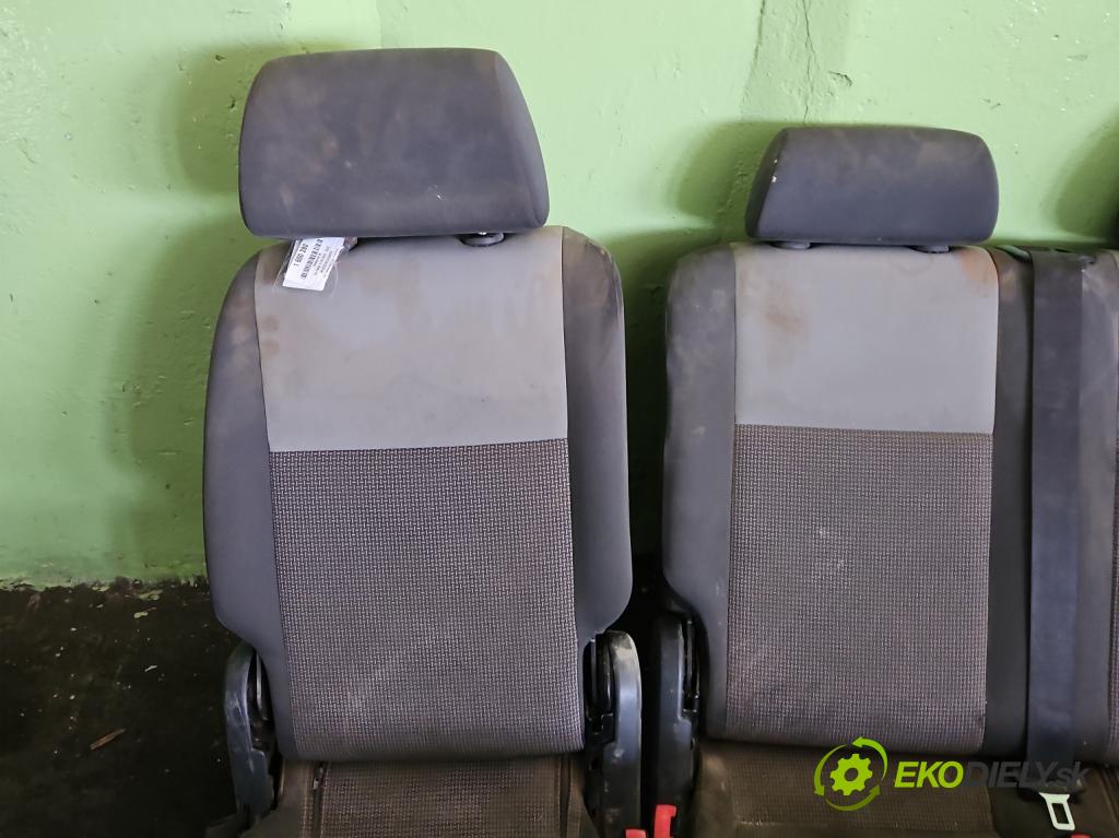 Vw Caddy III 2K 2003-2020 1.6 tdi 75 HP manual 55 kW 1598 cm3 5- Pohovka: zadné  (Sedadlo)