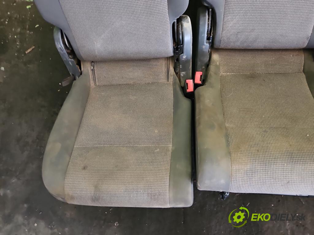 Vw Caddy III 2K 2003-2020 1.6 tdi 75 HP manual 55 kW 1598 cm3 5- Pohovka: zadné  (Sedadlo)