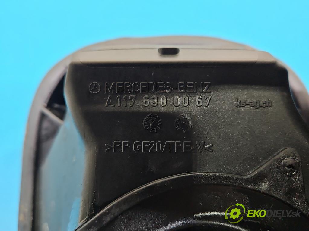 Mercedes CLA C117 X117 2013-2019 1.5 CDI 109 HP automatic 80 kW 1461 cm3 4- Klapka nádrže palivo A1176300067 (Kľučka dverí ostatné)