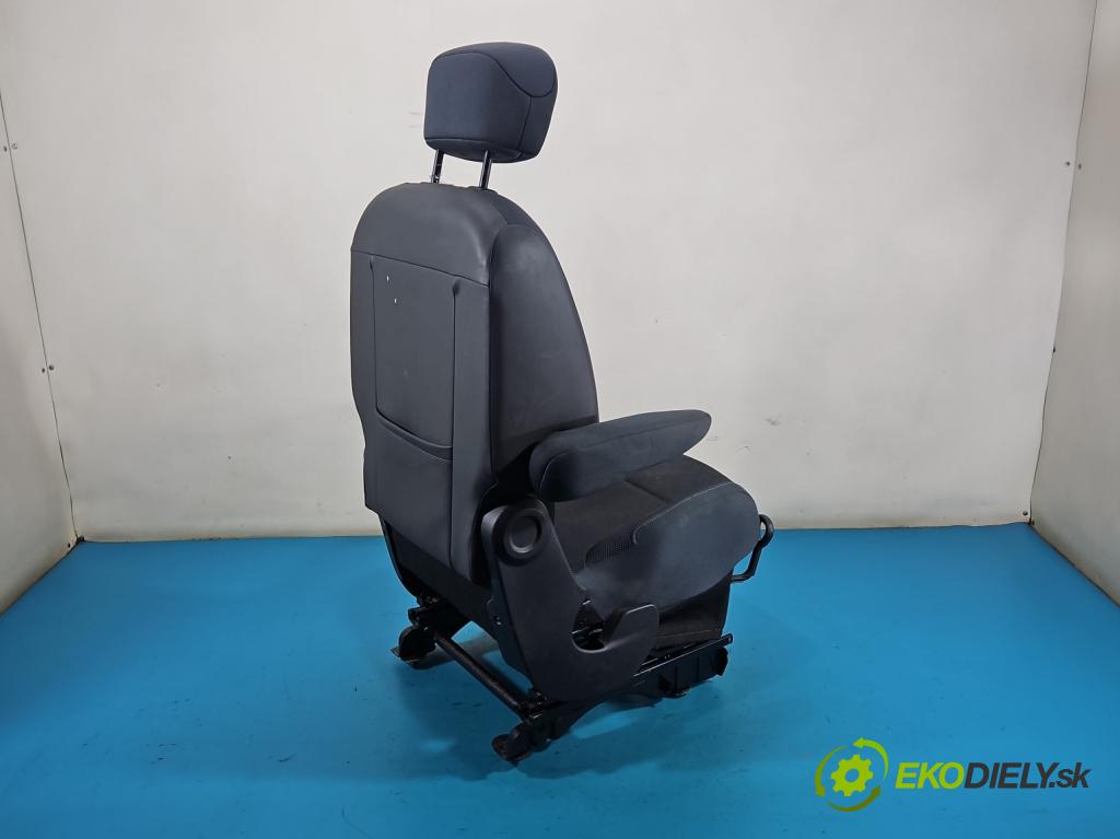 Peugeot Partner II 2008-2018 1.6 hdi 90 HP manual 66.2 kW 1560 cm3 5- Sedačka ľavý  (Sedadlo)