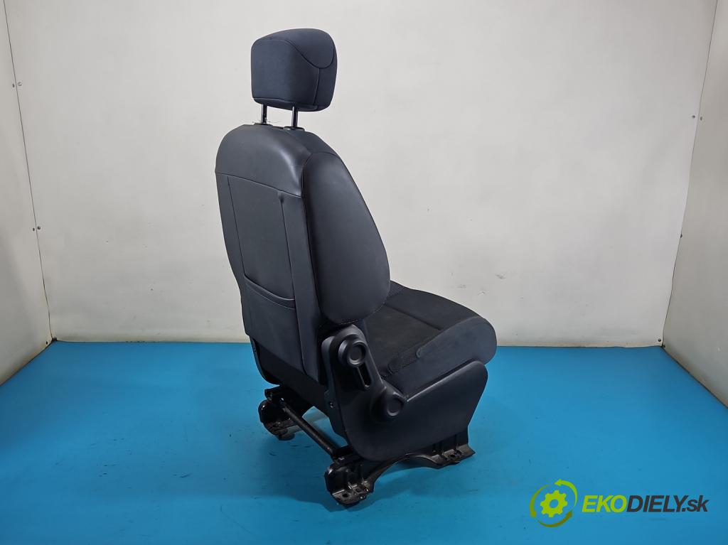 Peugeot Partner II 2008-2018 1.6 hdi 90 HP manual 66.2 kW 1560 cm3 5- Sedačka pravý  (Sedadlo)