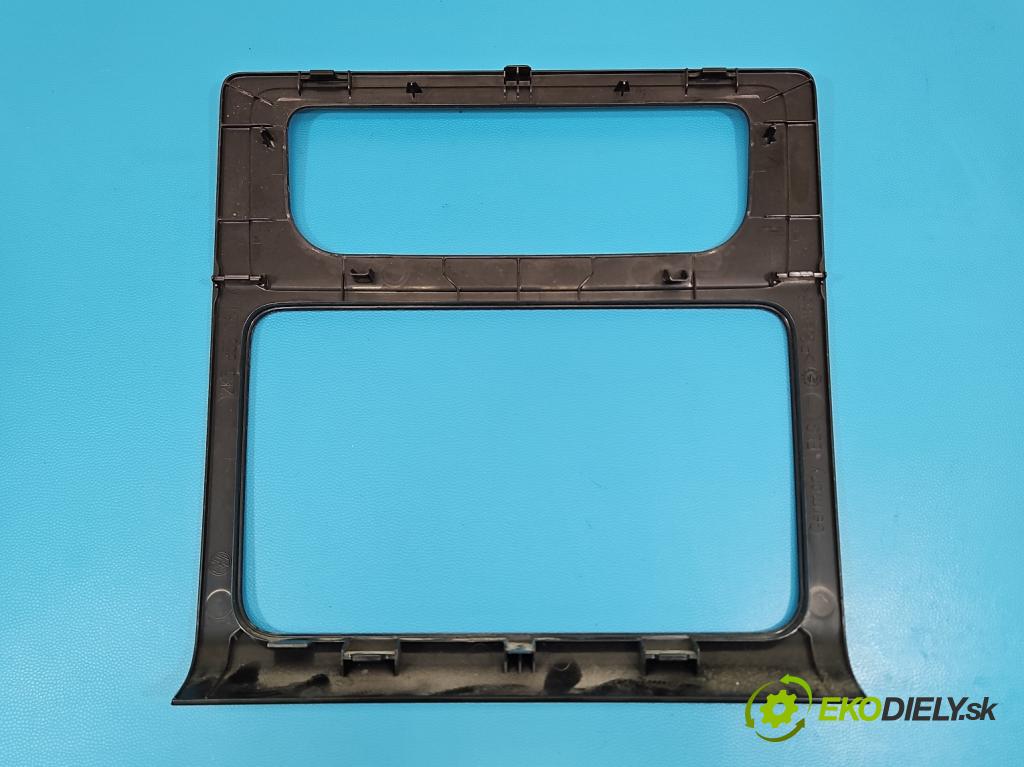 Vw Caddy III 2K 2003-2020 1.6 tdi 75 HP manual 55 kW 1598 cm3 5- Rám: rádio: 2K5858061A