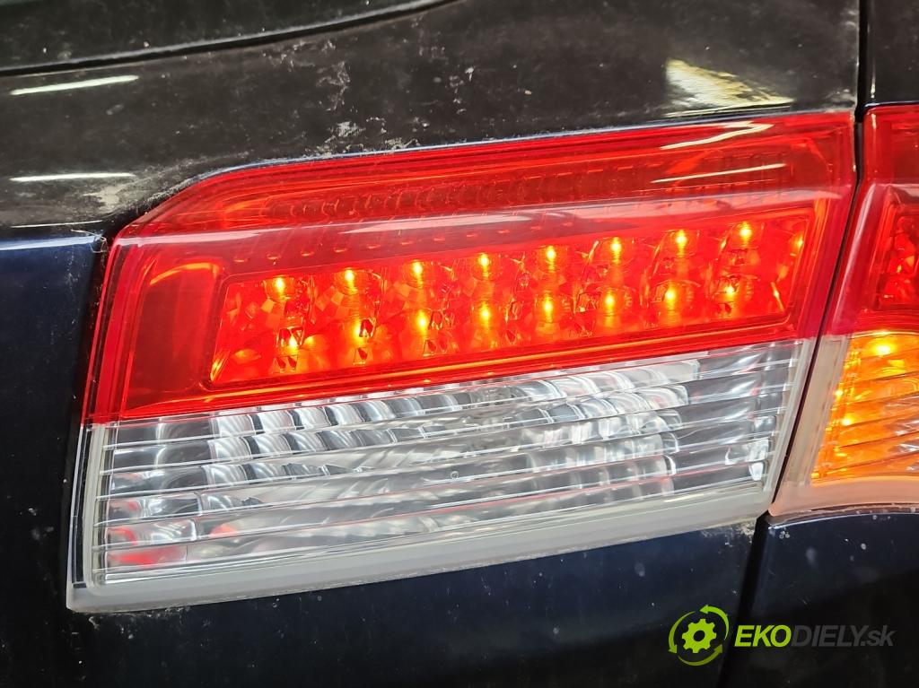 Renault Laguna III 2007-2015 1.5 dci 110 HP manual 81 kW 1461 cm3 5- svetlo / reflektor zadné pravé kufrové dvere 265590001R