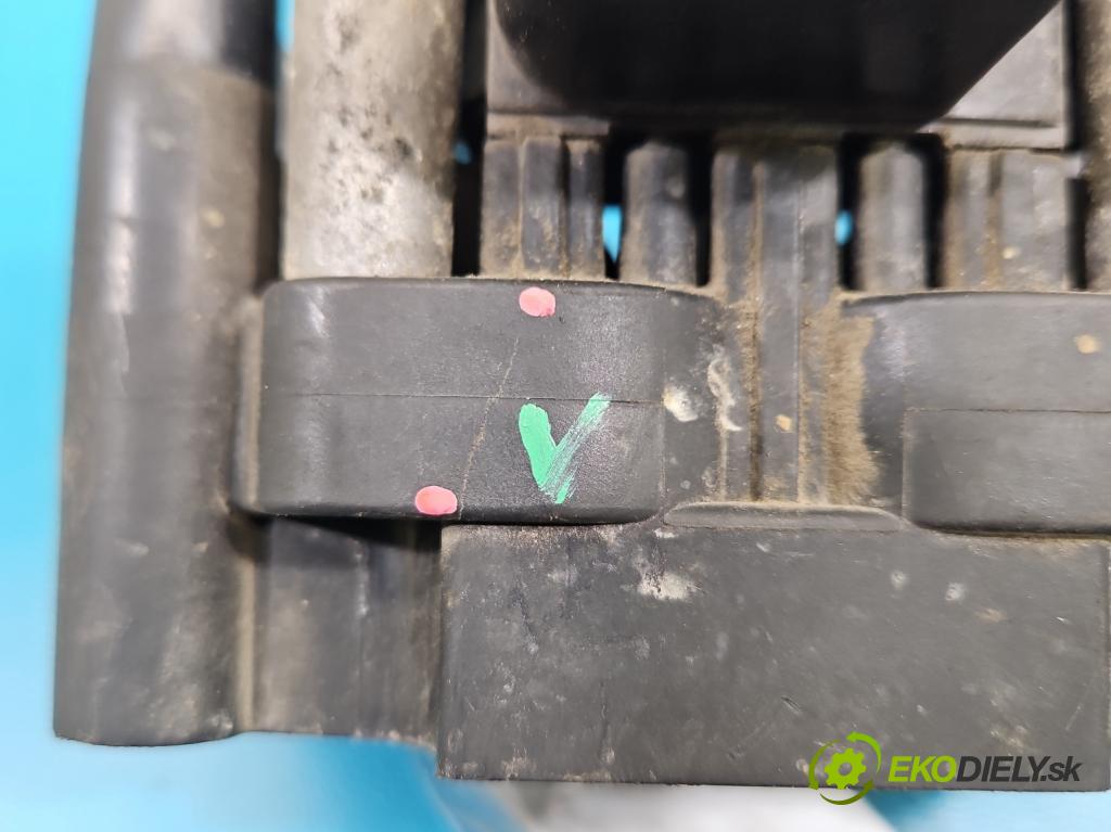 Vw Golf IV 1997-2003 1.6 8V 101 HP manual 74 kW 1595 cm3 5- cievka zapaľovacia  (Zapaľovacia cievka)